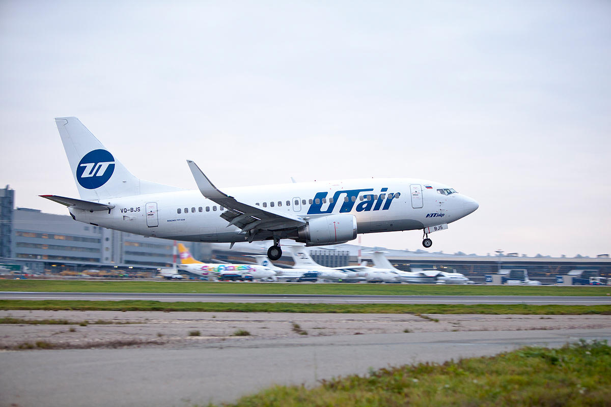 UTair flight from Moscow to Baku delayed for 1.5 hours