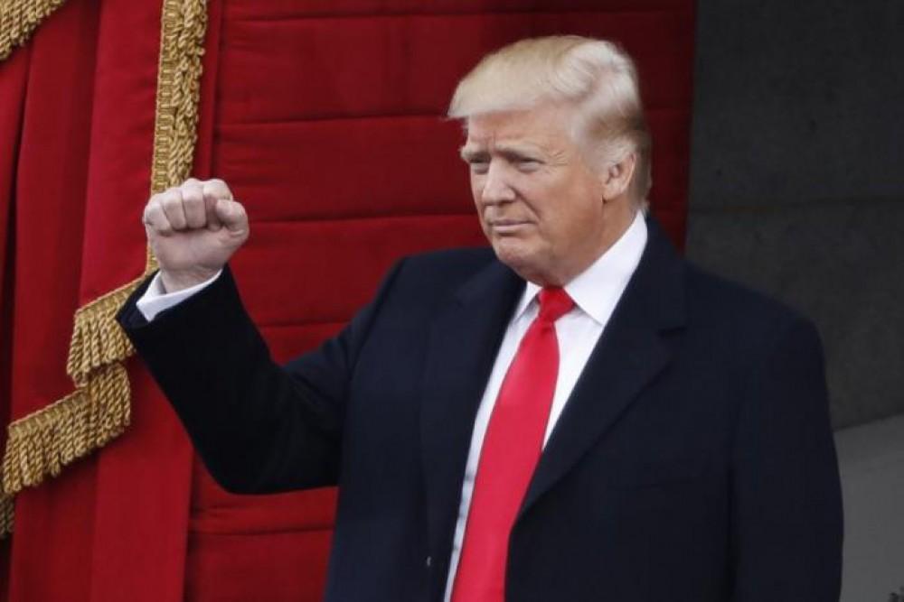Donald Trump takes office as 45th US President [PHOTO]