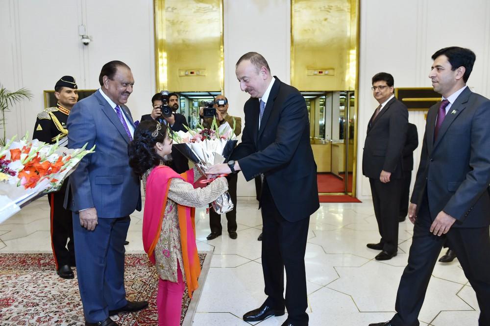 President Ilham Aliyev attended dinner party hosted by Pakistani head of state [PHOTO]