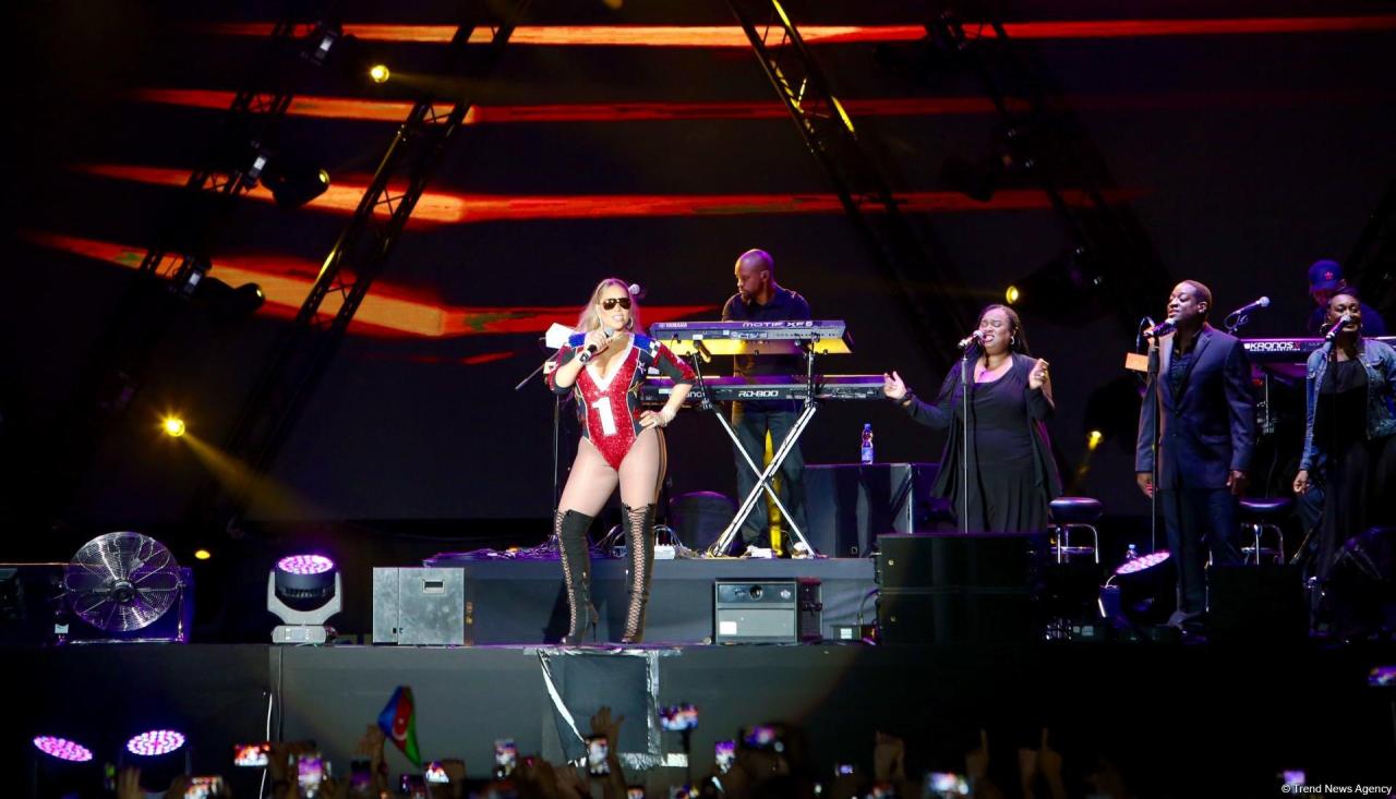 Mariah Carey's concert held in Baku [PHOTO]