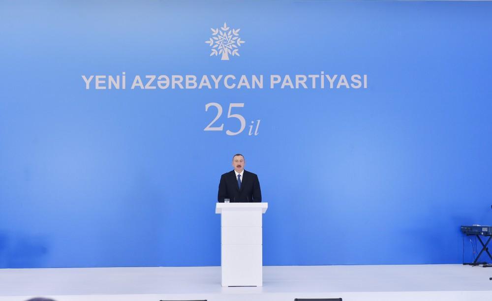 Ilham Aliyev attends ceremony marking 25th anniversary of New Azerbaijan Party [PHOTO]