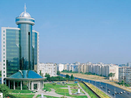 Uzbekistan defines agencies to liaise with int'l financial structures