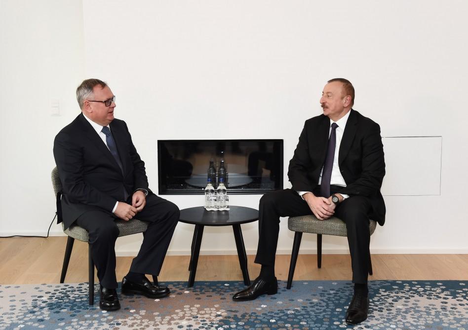 Ilham Aliyev meets chairman of VTB Bank Management Board