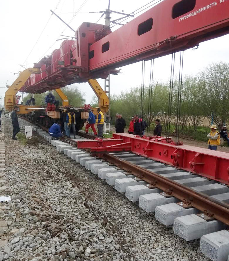 New switches being laid at Azerbaijan’s Mingachevir railway station