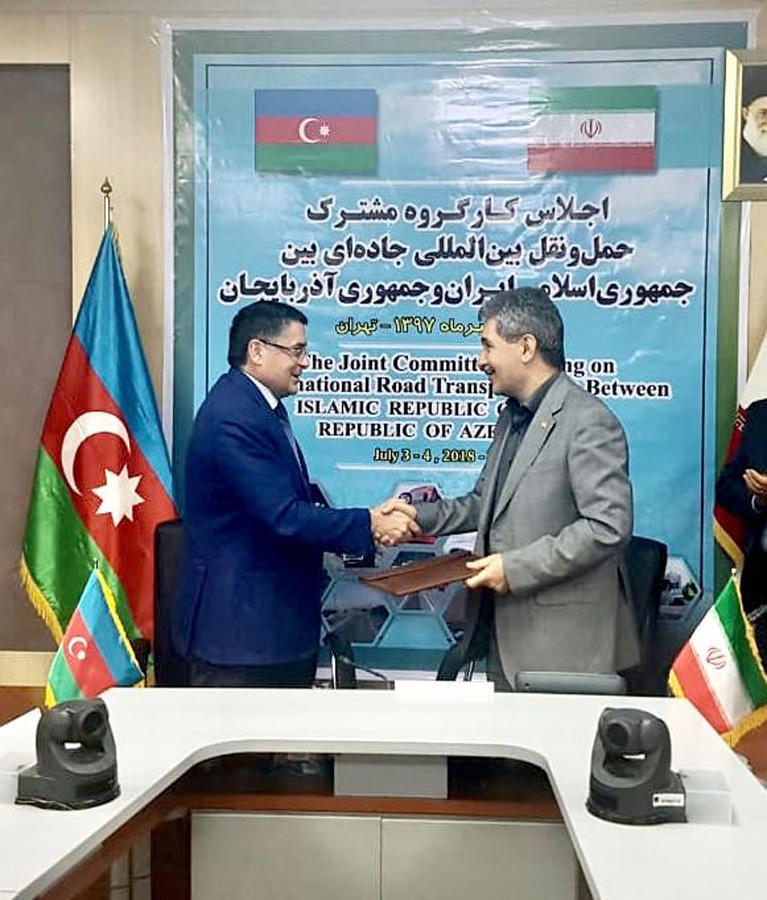 Azerbaijan, Iran sign protocol on international road transport [PHOTO]