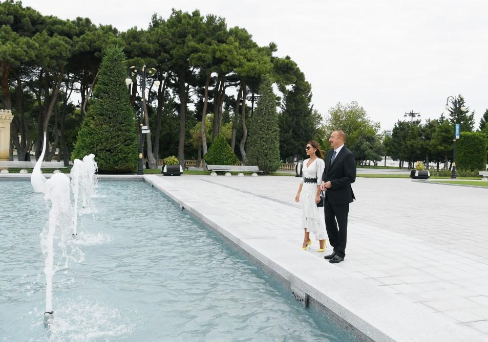 President Ilham Aliyev, First Lady Mehriban Aliyeva attend opening of fountain complex in Baku [PHOTO]