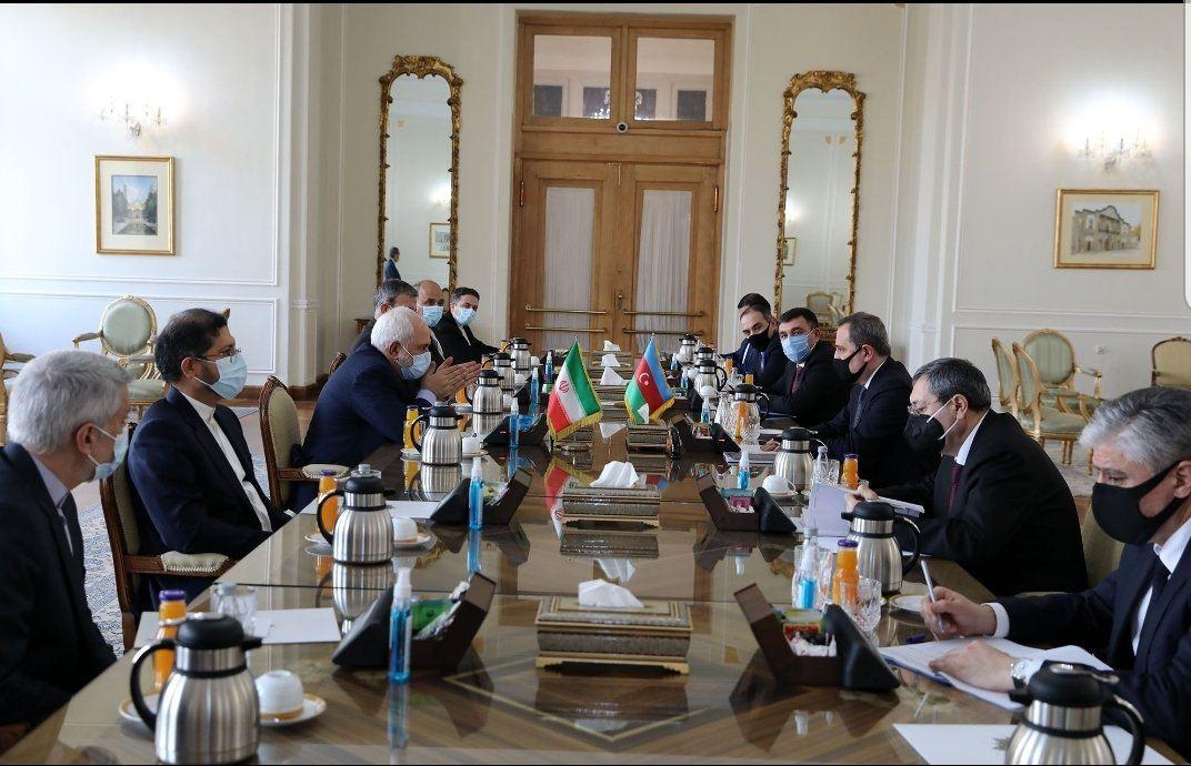 Foreign ministers of Iran and Azerbaijan meet [PHOTO]