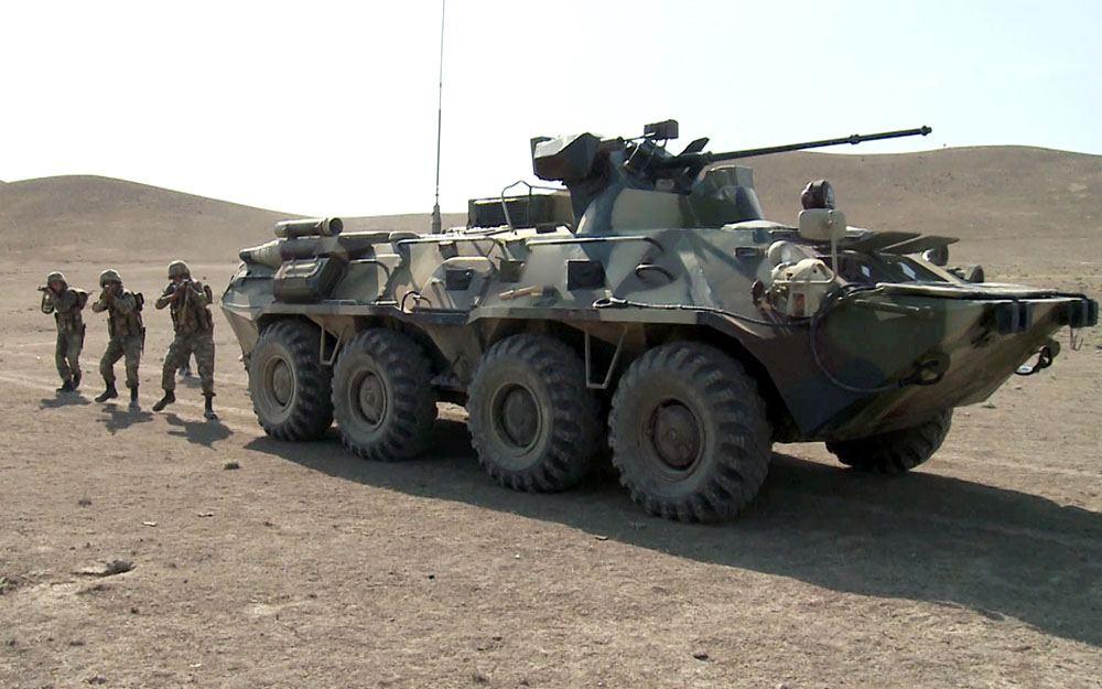 Armoured vehicle crews join drills to improve combat skills (PHOTO/VIDEO)