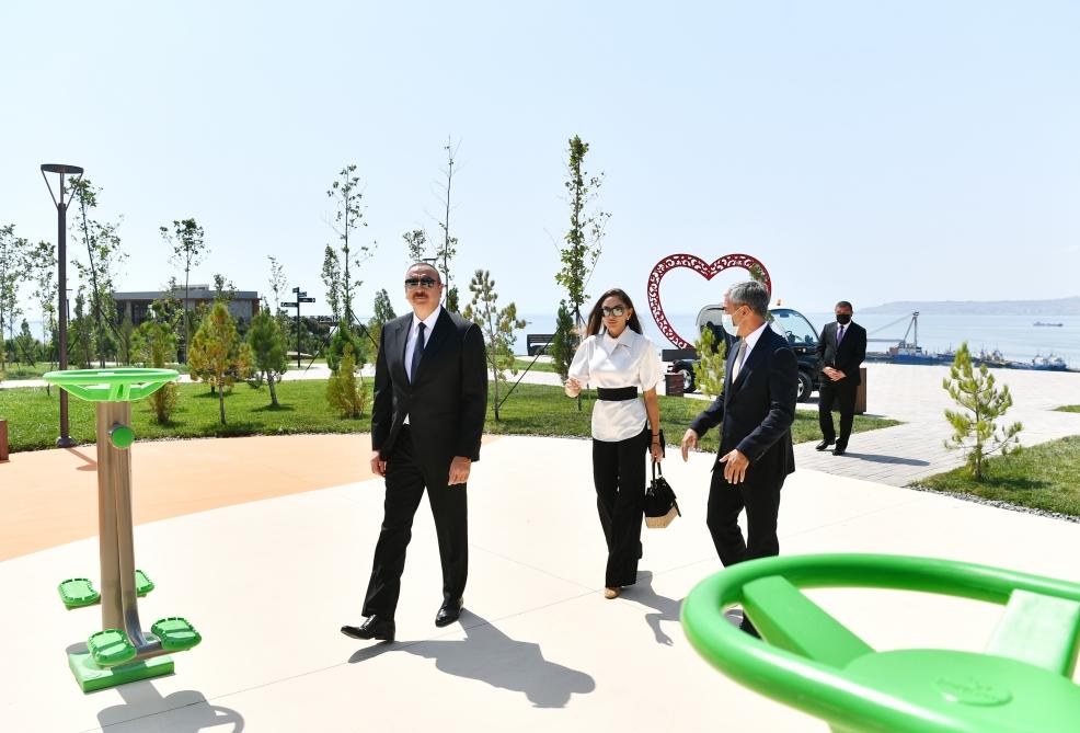 President, First Lady attended opening ceremony of Ganjlik Park [PHOTO]