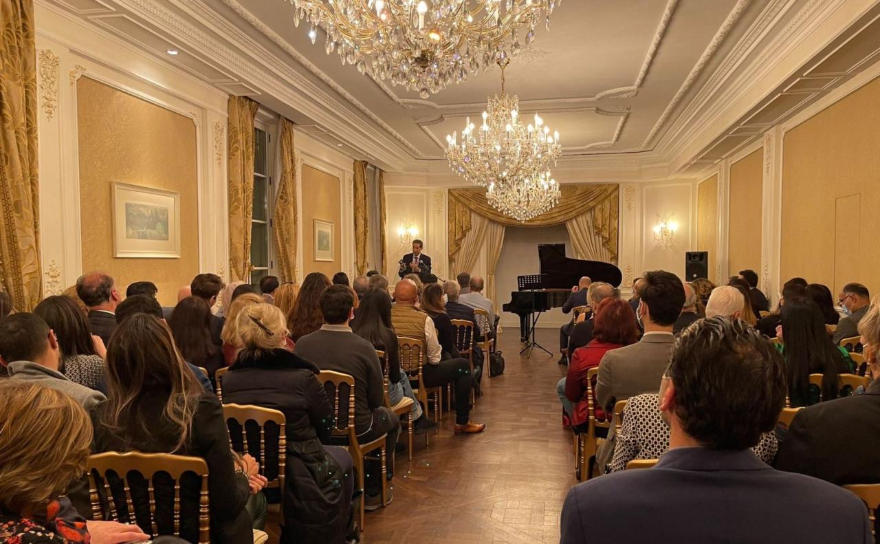 Nizami Ganjavi's legacy highlighted in Paris [PHOTO/VIDEO]