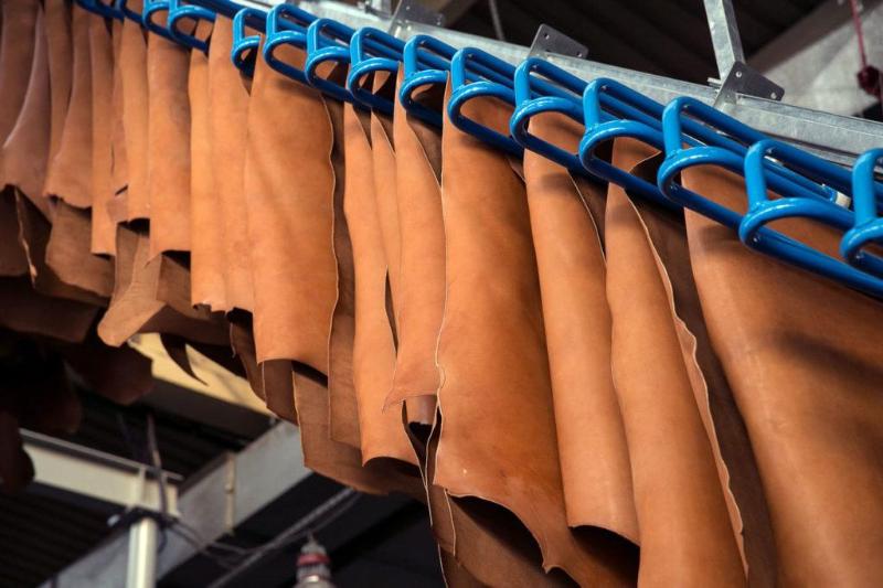 Azerbaijan reduces export duty rate on leather goods