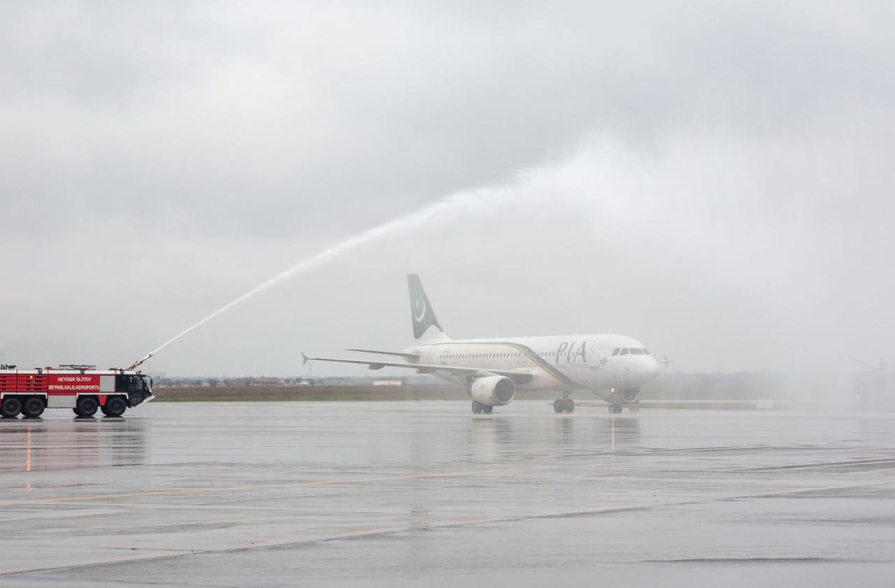 Heydar Aliyev International Airport receives first scheduled flight from Pakistan [PHOTO]