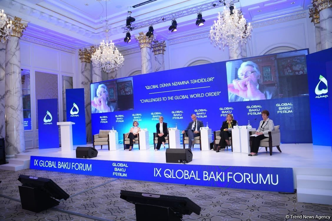 First panel meeting held within IX Global Baku Forum [PHOTO]