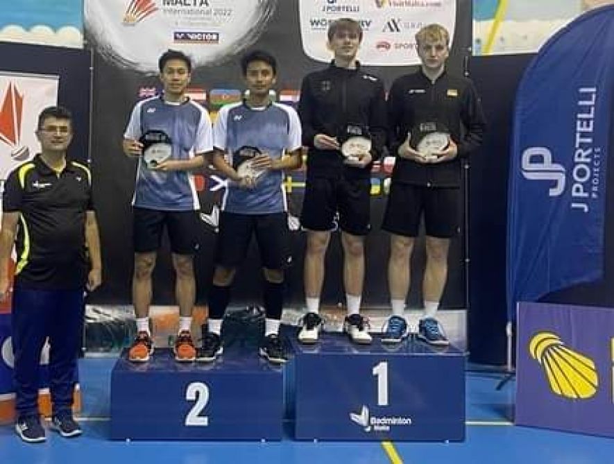 Azerbaijani badminton players claims medals