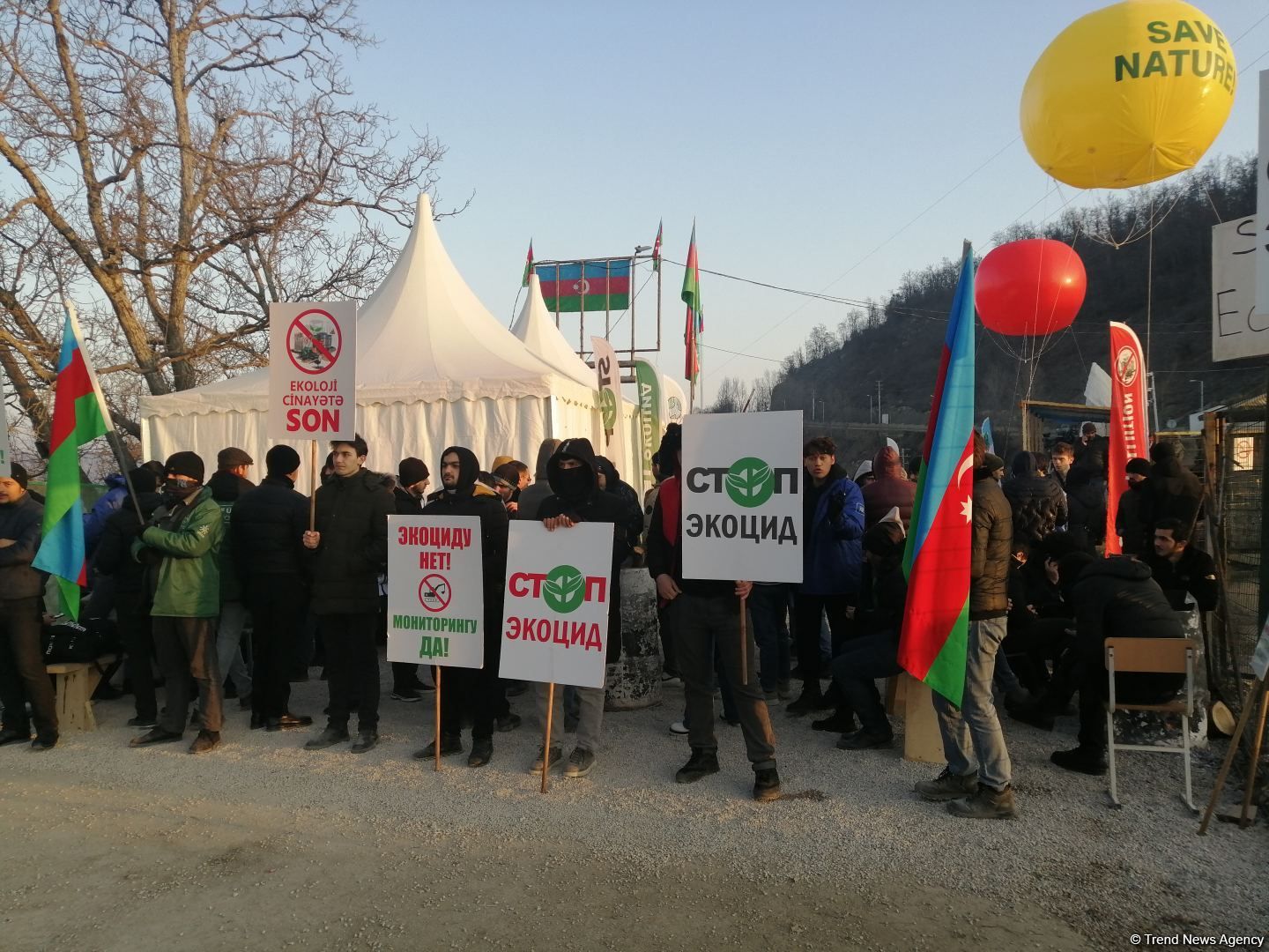 Peaceful protests of Azerbaijanis on Khankandi-Lachin road continue [PHOTO]