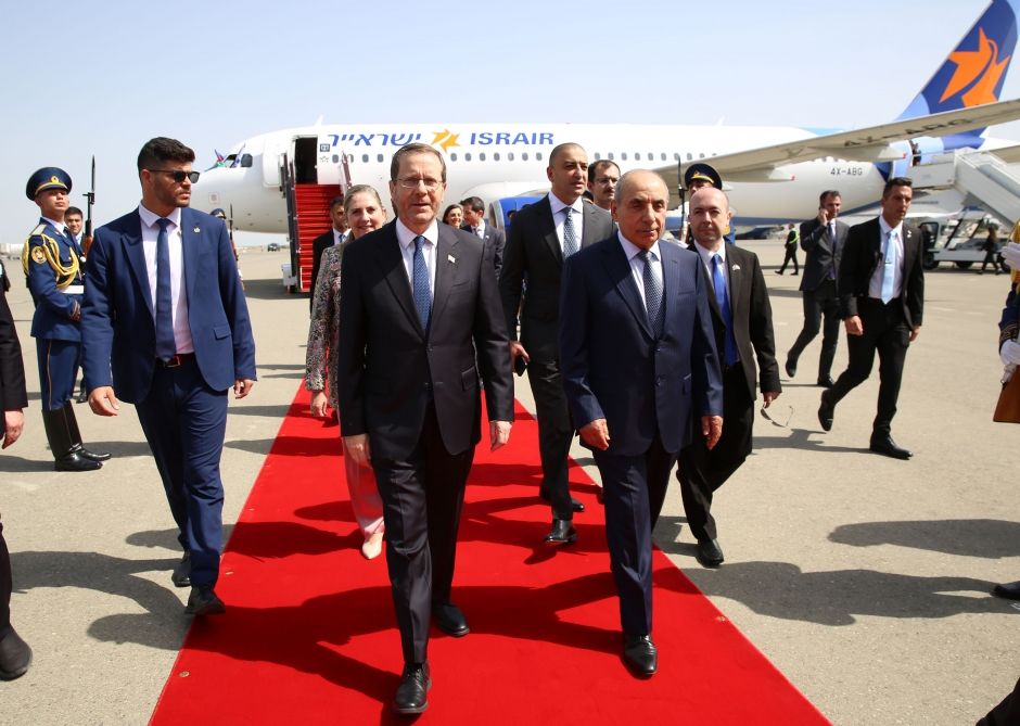 Israeli President Isaac Herzog arrives in Azerbaijan for official visit [PHOTOS]