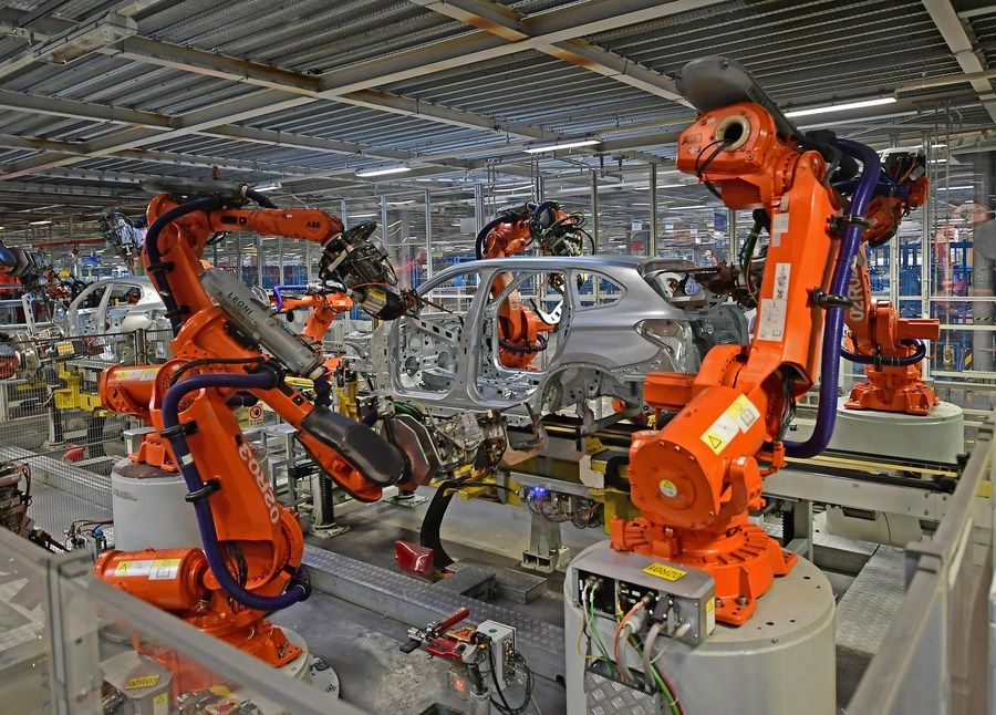 Digital technologies empower China's automobile manufacturing upgrade