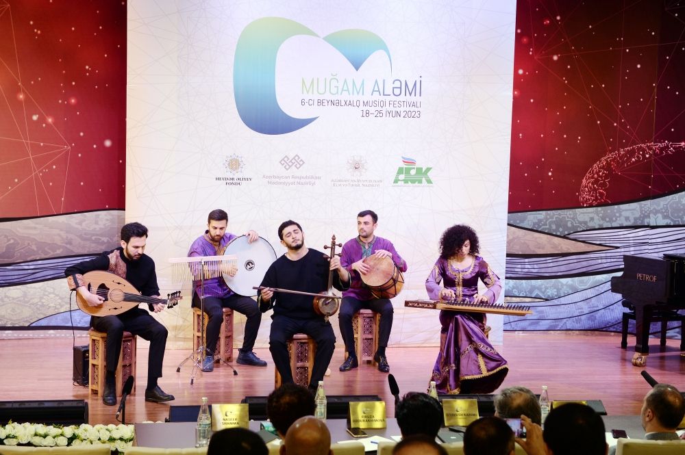 Int'l World of Mugham Festival hosts first stage of first round [PHOTOS]