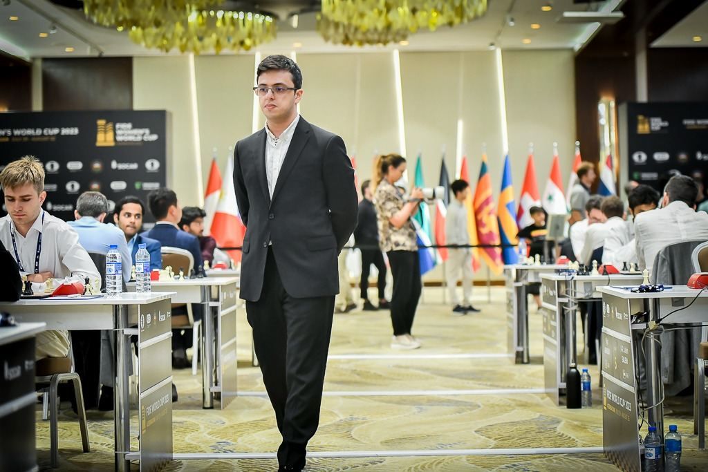 FIDE World Chess Cup Azerbaijan's Nijat Abasov advances to 1/4 finals