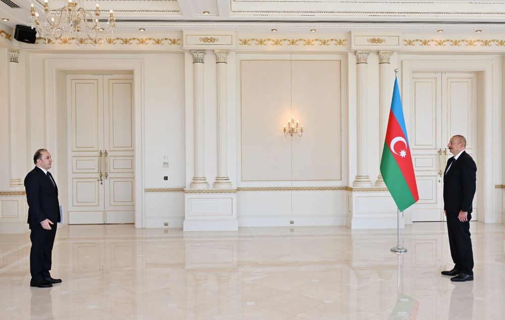 Azerbaijani President receives credentials of incoming ambassador of Tajikistan [UPDATE]