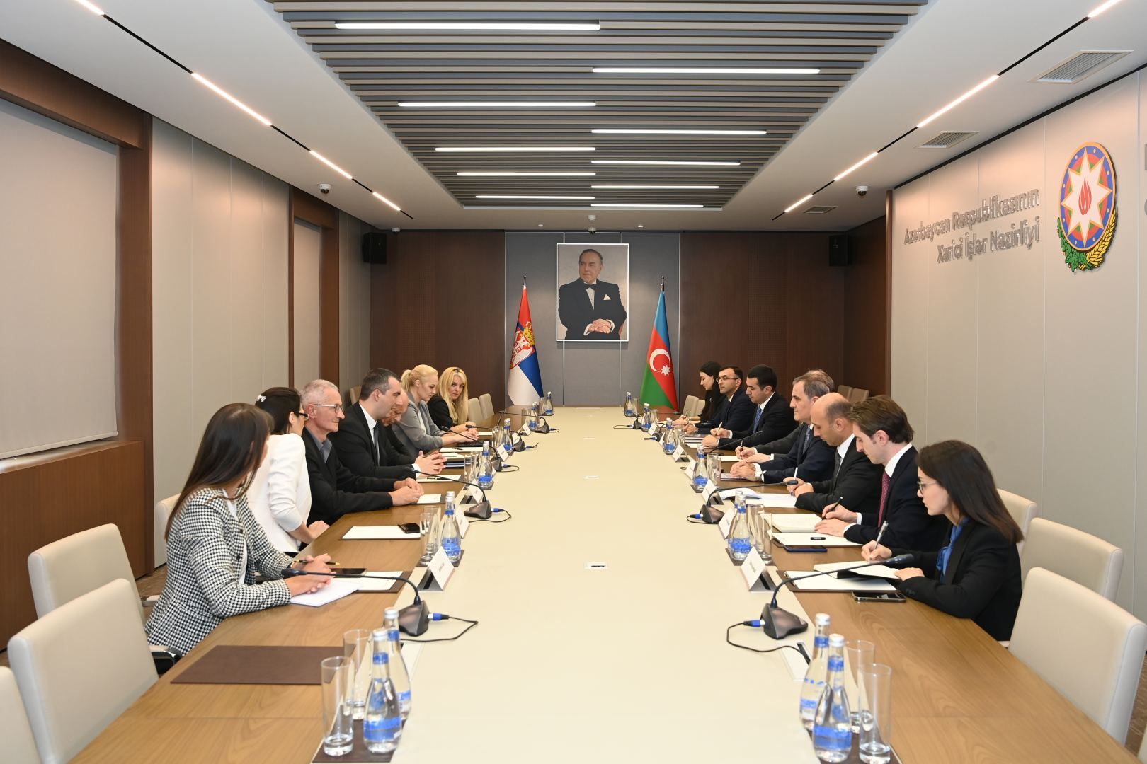 Azerbaijani FM discusses situation in region with Serbian Speaker