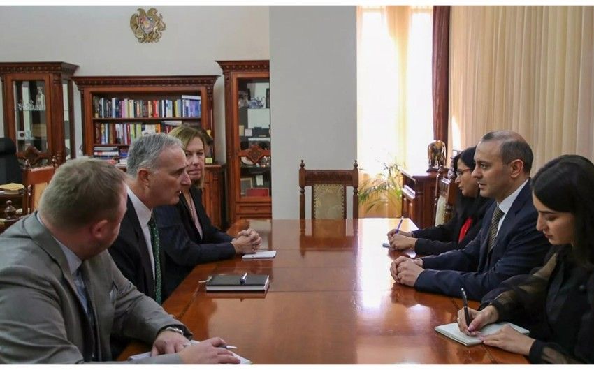 Armenian Security Council Secretary discuss normalization of relations with Azerbaijan with US official