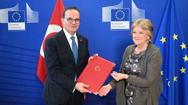 EU signs agreement on support for earthquake in Turkiye