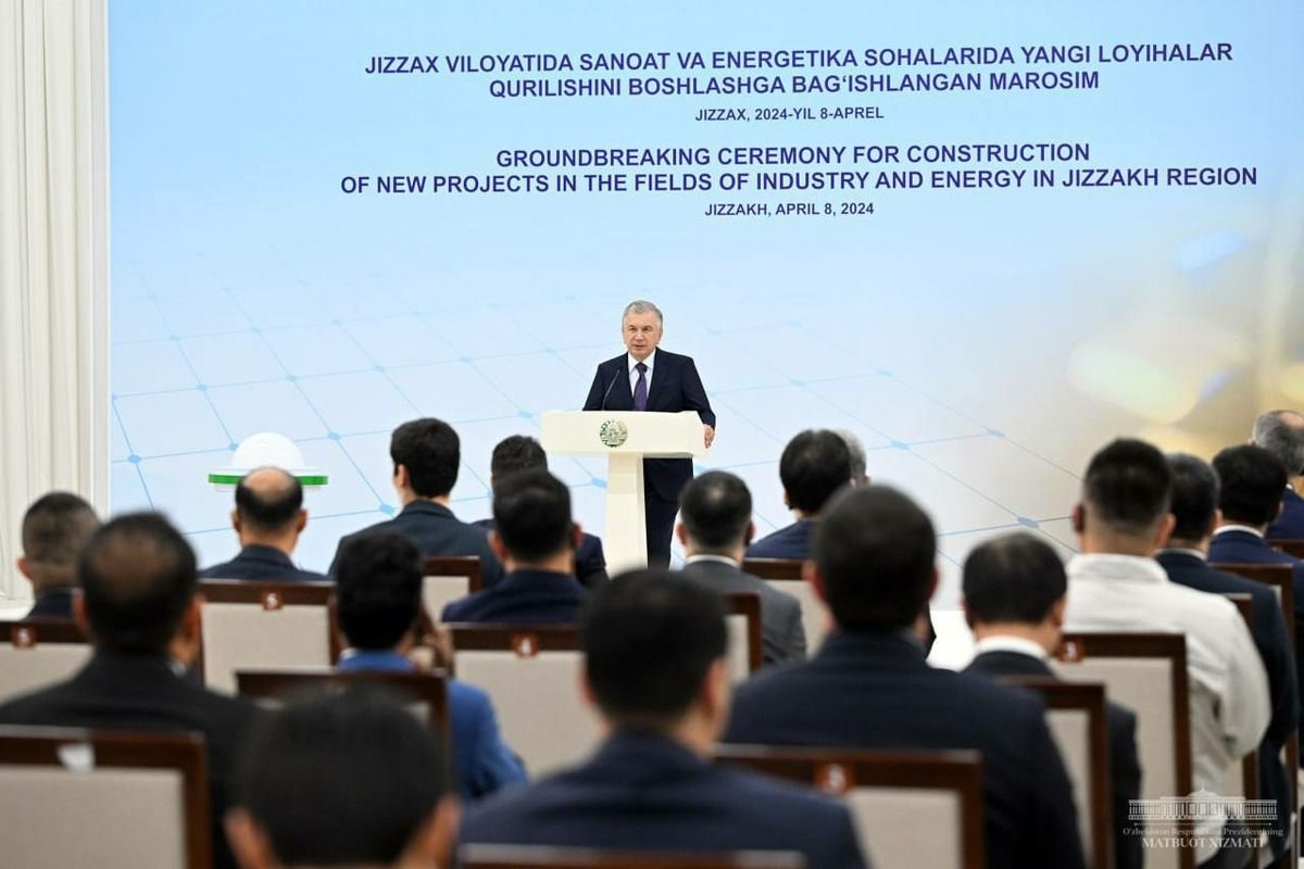 Chinese companies to build a solar power plant for $350 million in Jizzakh