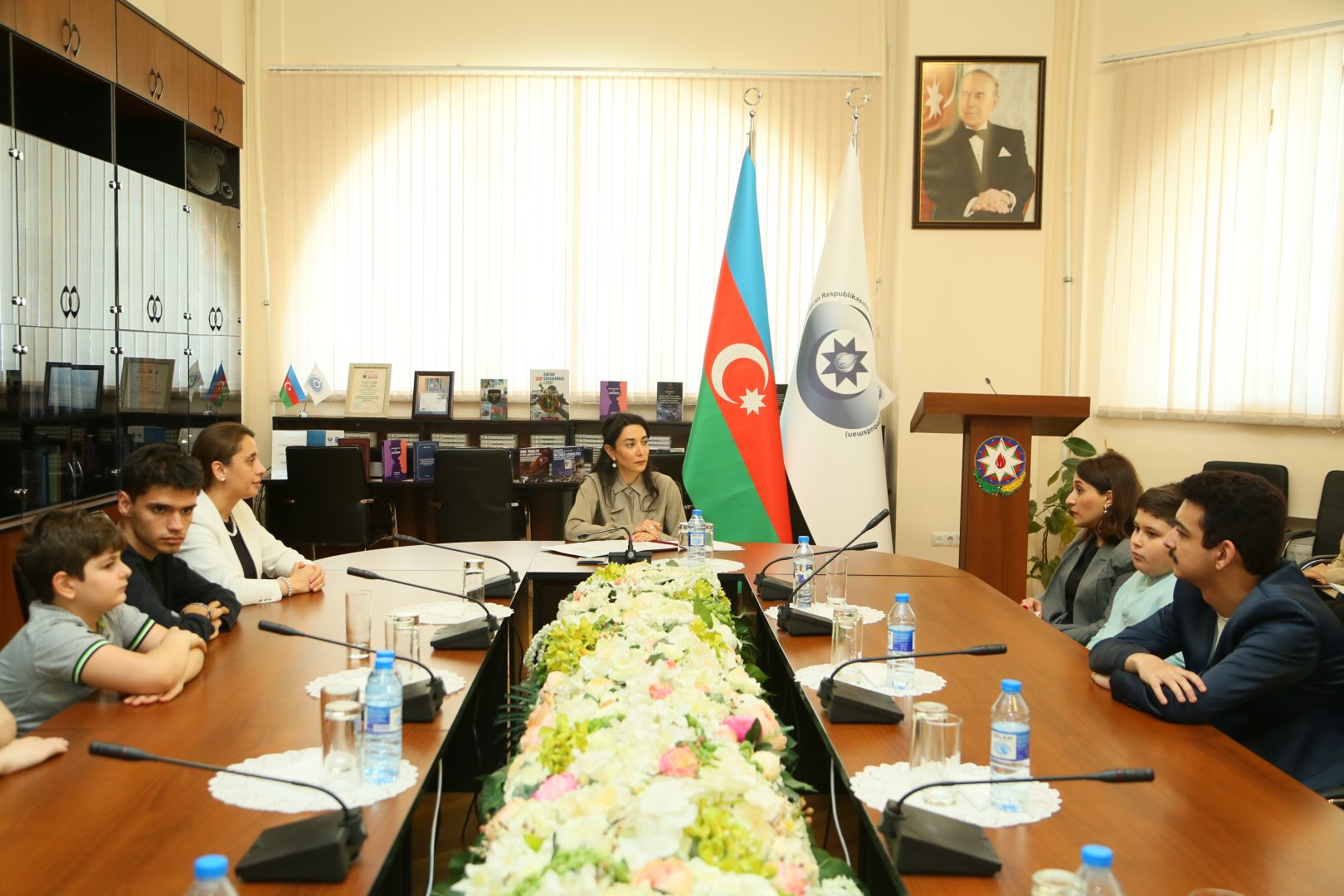 Azerbaijani Human Rights Commissioner meets with autistic people [PHOTOS]