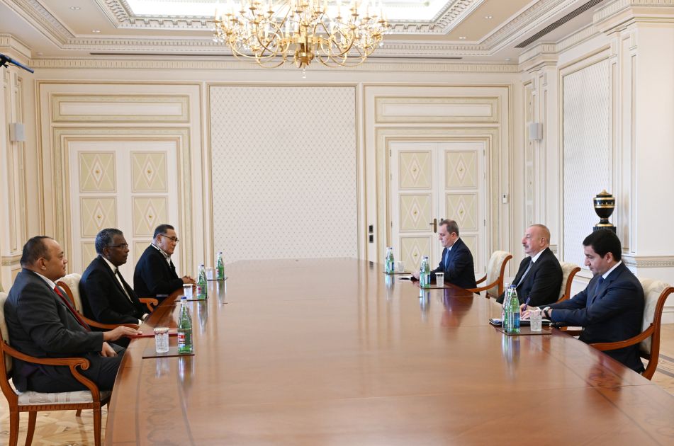 President Ilham Aliyev receives Governor-General of Tuvalu, Prime Minister of Tonga, Foreign Minister of Commonwealth of Bahamas [PHOTOS/VIDEO]