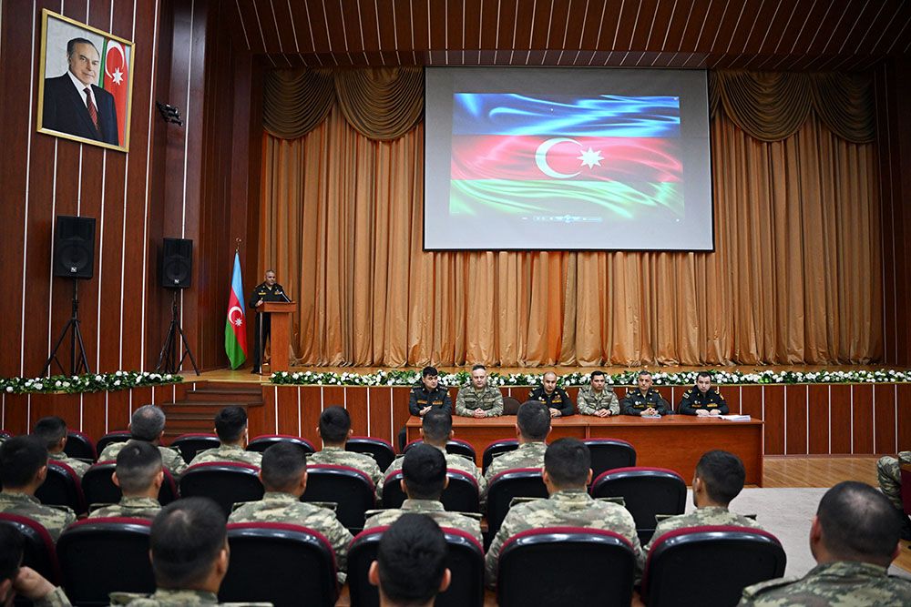 Reserve Officer Training Course ends for new officers in Azerbaijan [PHOTOS]