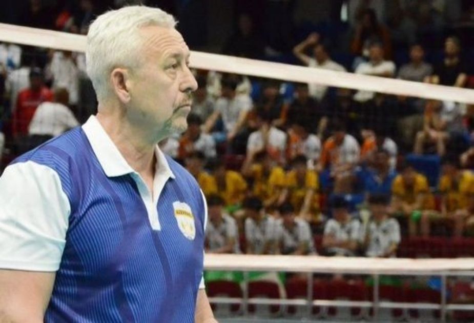 Azerrail men's volleyball club extends contract with its head coach