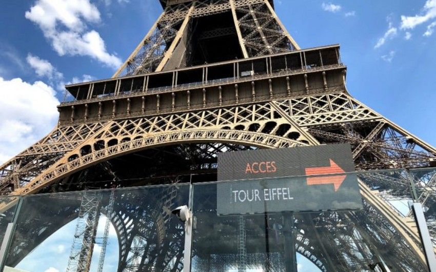 Tickets to Eiffel Tower rise in price on eve of OI-2024 in Paris