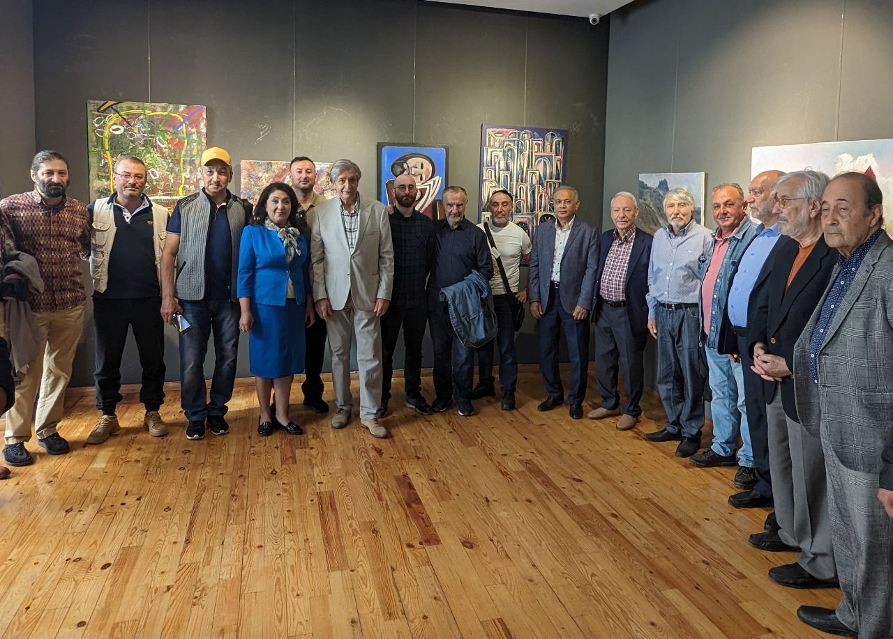 Baku hosts international exhibition highlighting cultural exchange