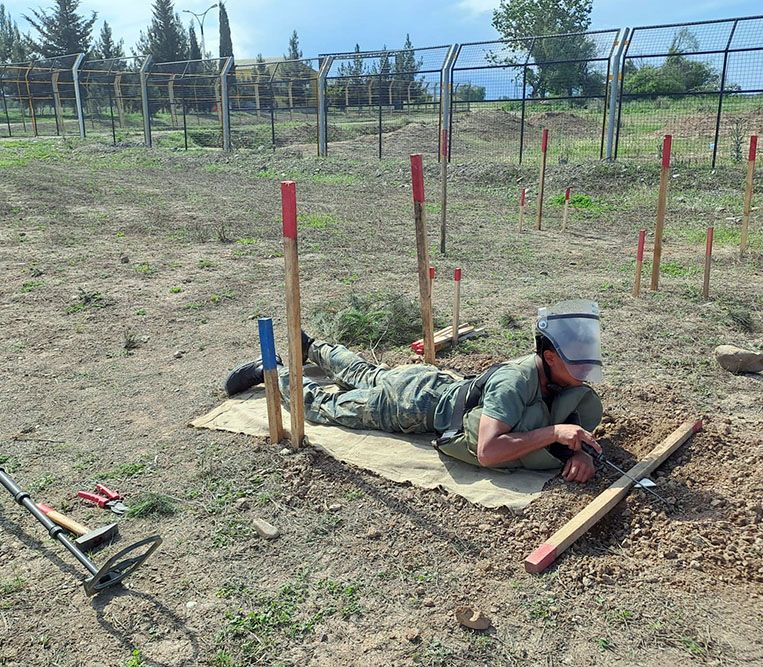 Azerbaijan calculates mines spotted in liberated territories over past week [PHOTO]