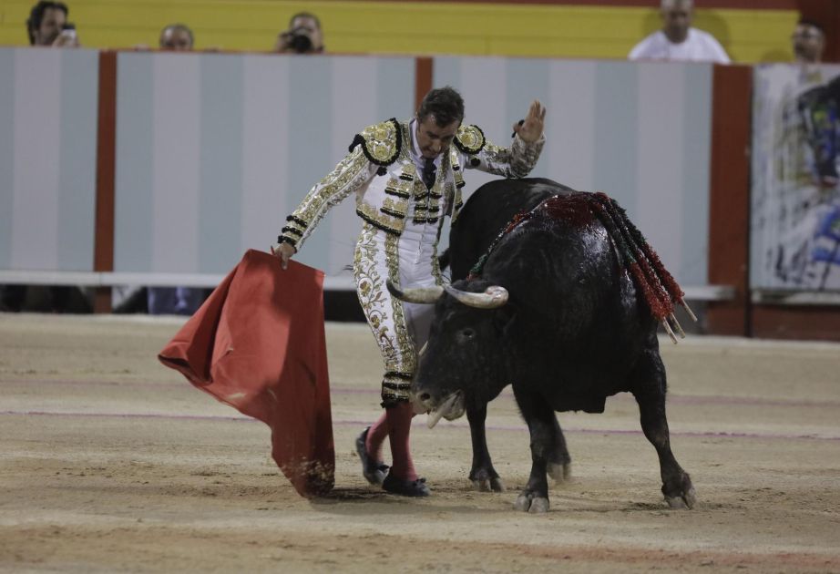Bullfighting bans in Colombia