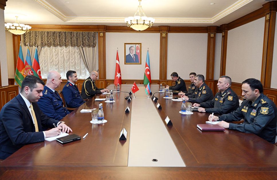 Azerbaijan’s Defense Minister hosts high-level meeting with Turkish delegation