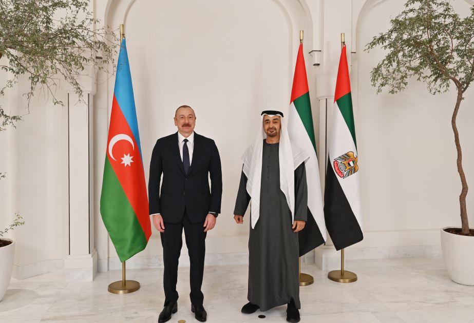 President Ilham Aliyev makes phone call to President of United Arab Emirates