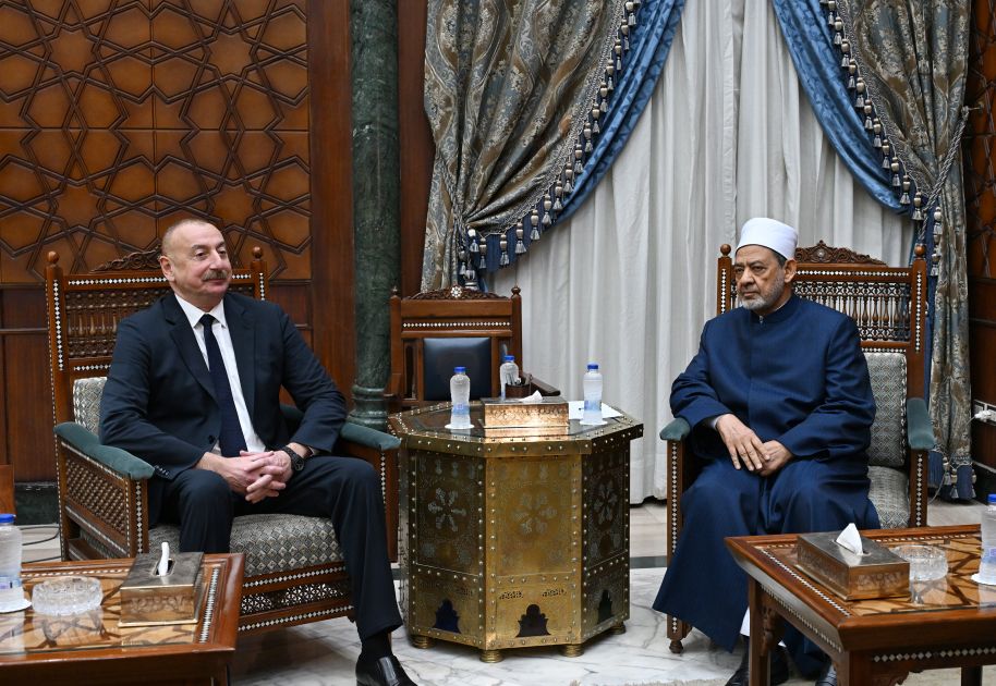 President Ilham Aliyev meets with Grand Sheikh of Al-Azhar Al-Sharif Ahmed Mohamed Ahmed El-Tayeb [PHOTO/VIDEO]