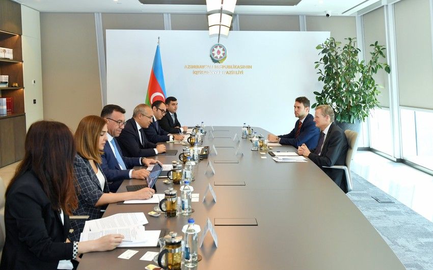 Azerbaijan, AIIB mull several key aspects of bilateral cooperation