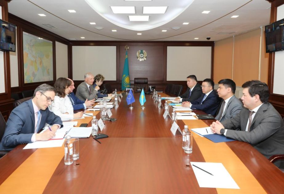 Kazakhstan discuss development of Trans-Caspian route with European Commission and EU