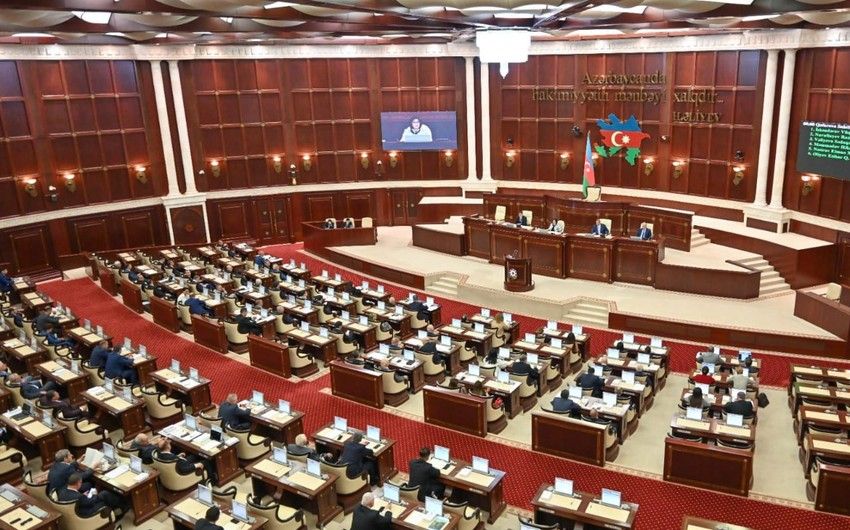 Azerbaijani Parliament approves 2023 state budget implementation law