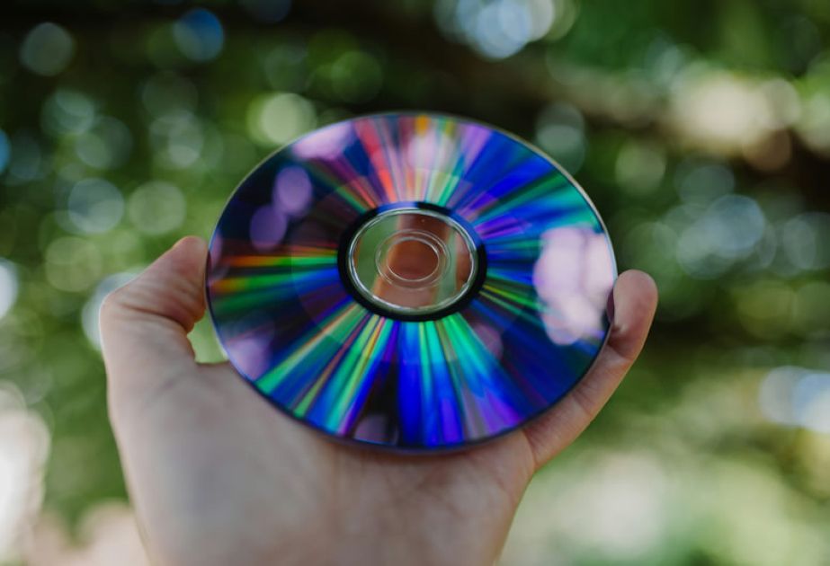 Sony shuts down production of recordable CD-R, DVD-R and BD-R discs