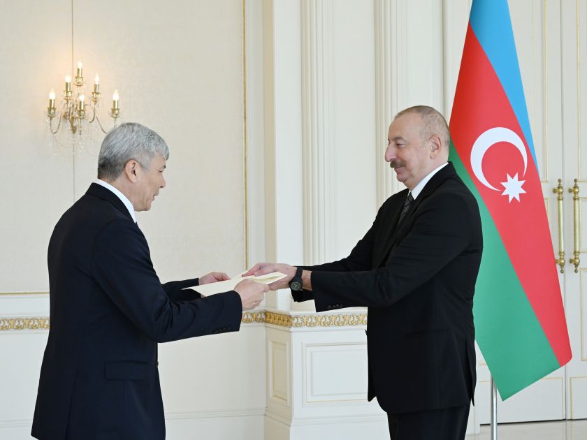 President Ilham Aliyev receives credentials of incoming Kyrgyz ambassador [PHOTOS/VIDEO]