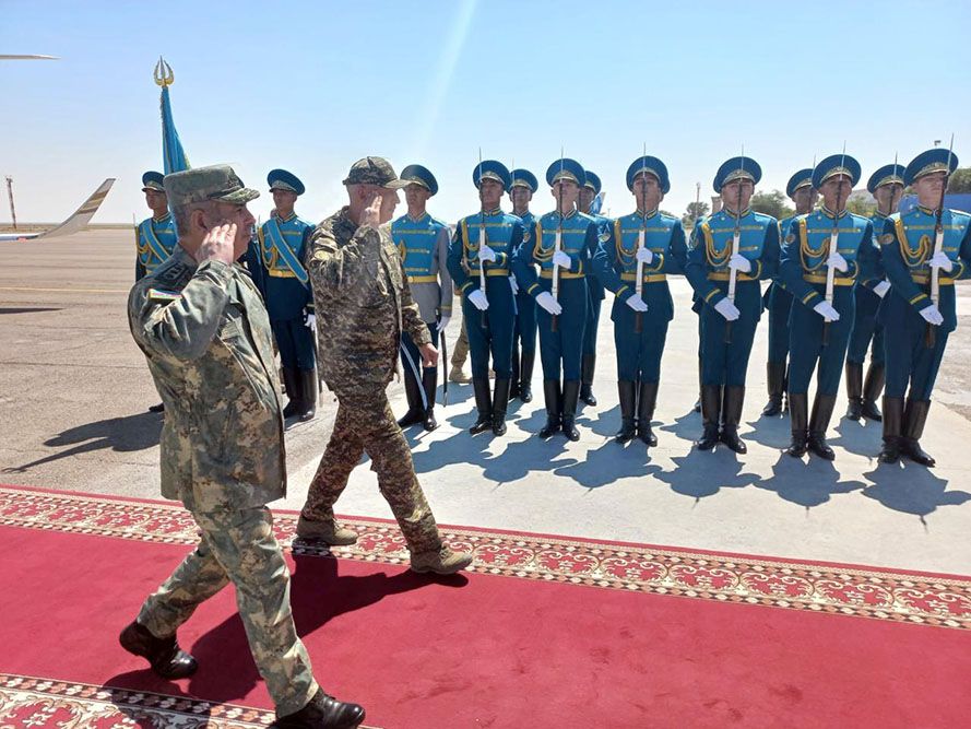 Azerbaijan's Zakir Hasanov pays visit to Kazakhstan [PHOTOS]