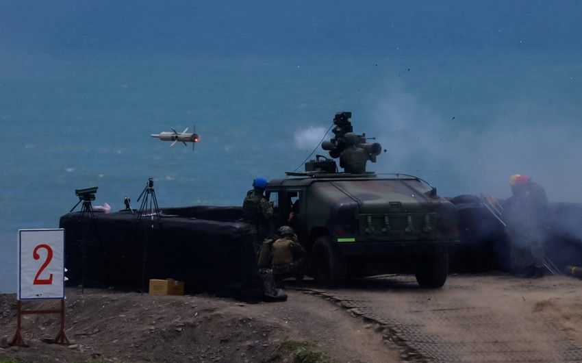 Taiwanese Army conduct live-fire exercises on Kinmen Islands