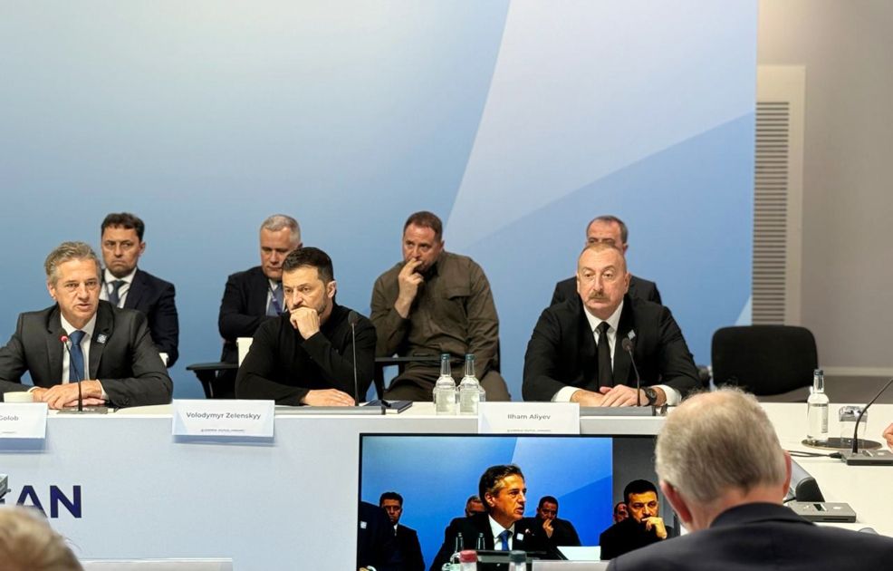 President Ilham Aliyev is participating in roundtable on “Energy and Connectivity” [PHOTOS]