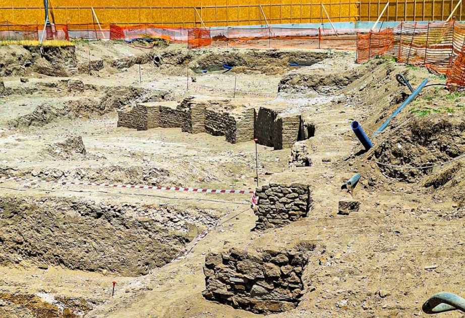 Remains of medieval palace where popes lived possibly found in Rome