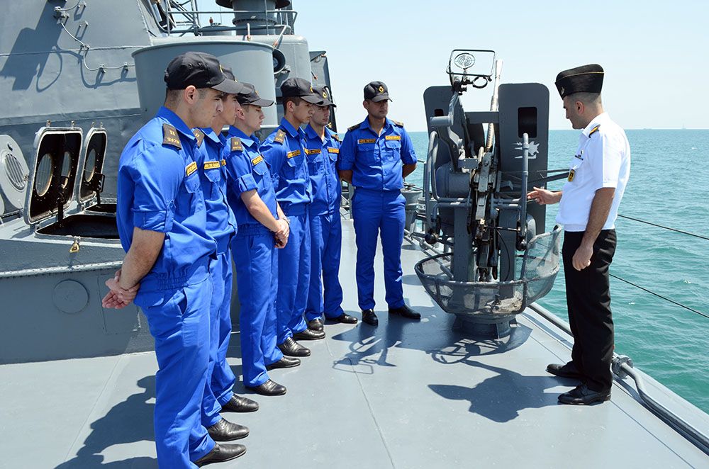 Naval Forces faculty cadets hold practical classes [PHOTOS/VIDEO]