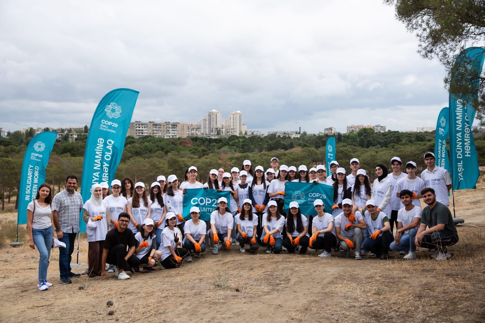 COP29 volunteers launch “Green Recyclers” cleanup campaign